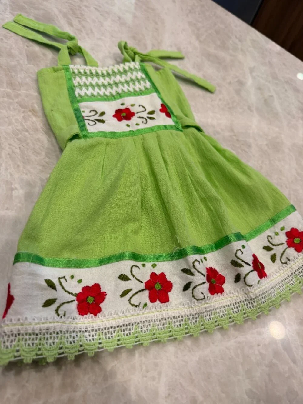 Girls 3T 4T Mexican Embroidered Floral Dress Lime Green Fiesta